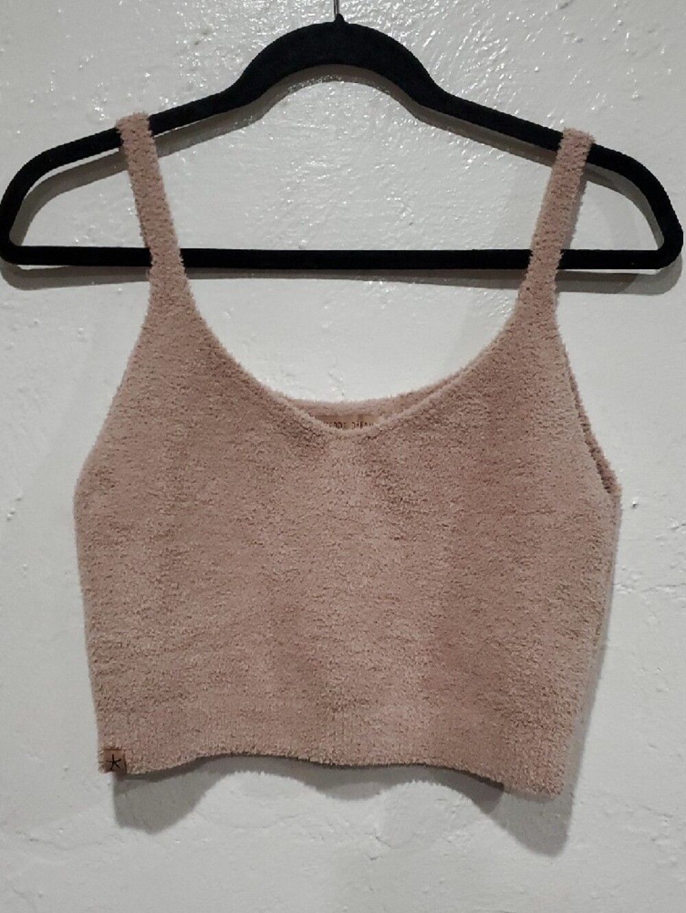 Barefoot Dreams CozyChic Luxe Cropped Cami & Jogger Set In Nude Size M - Picture 4 of 15